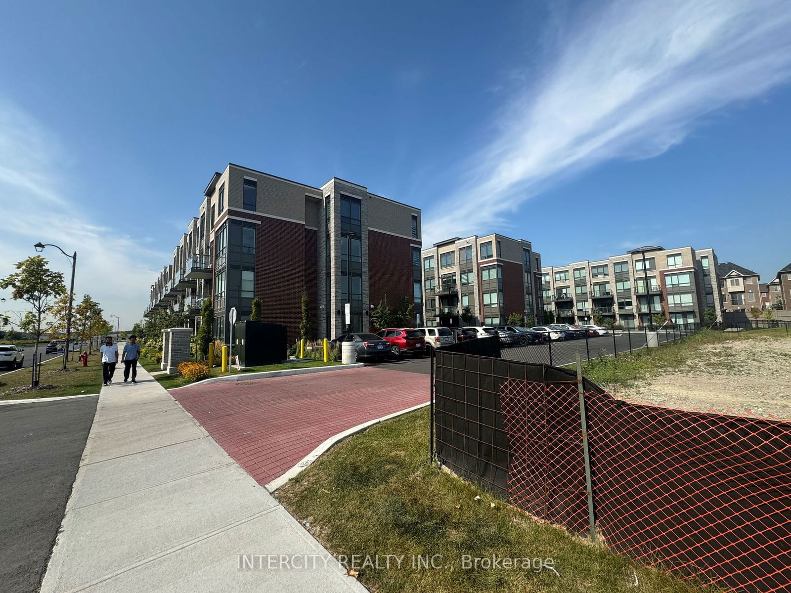 85 Attmar Dr, unit 138 for rent - image #2