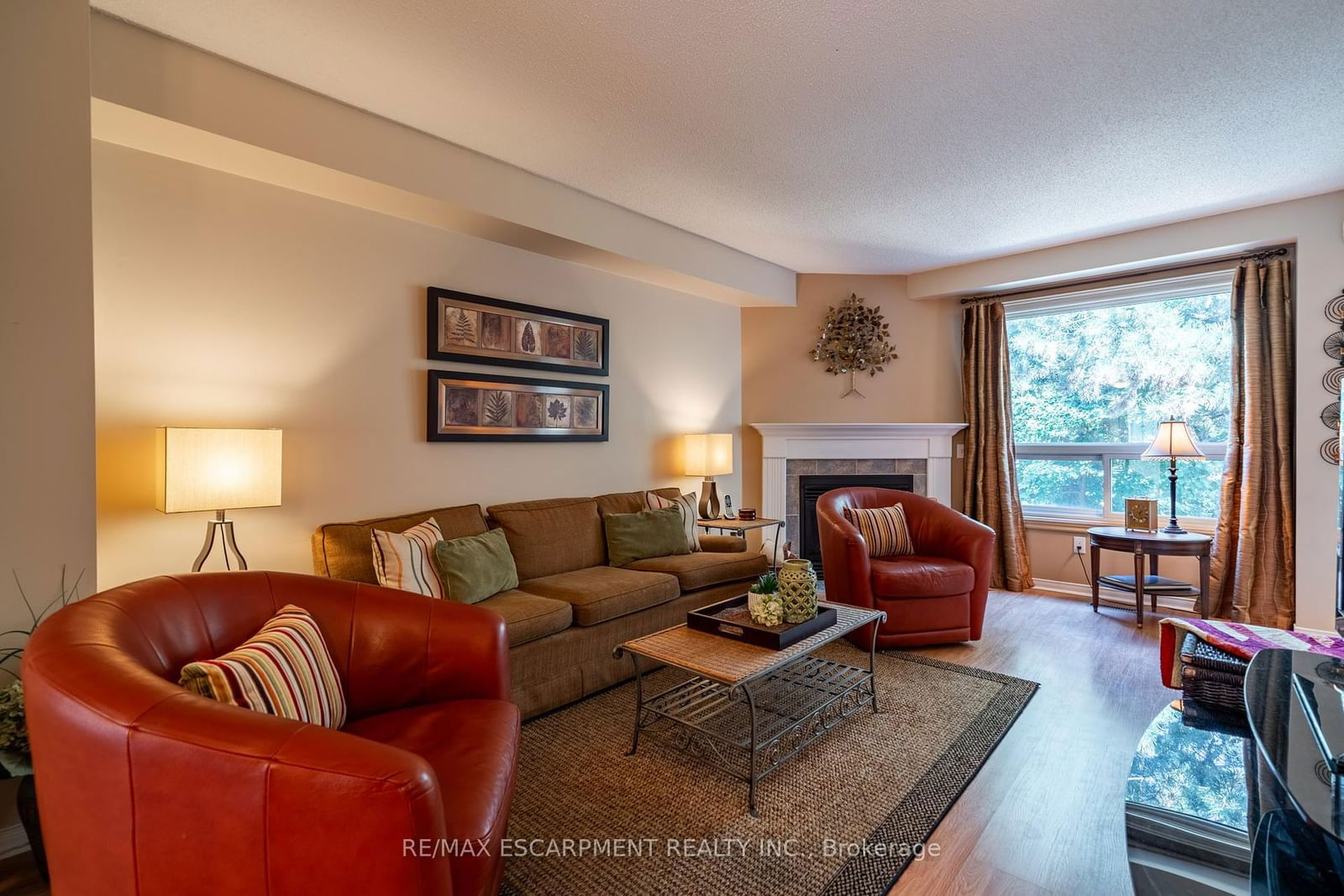 2155 Duncaster Dr, unit 19 for sale - image #5