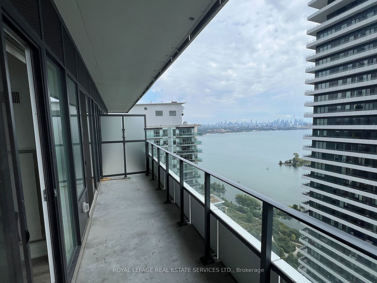 30 Shore Breeze Dr, unit 4216 for rent