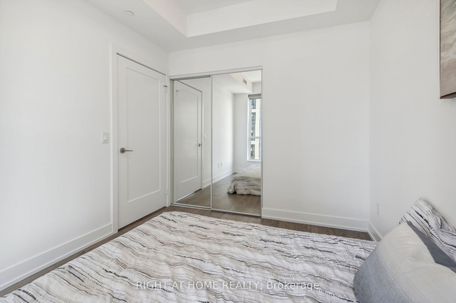 5 Mabelle Ave, unit 1030 for sale - image #20