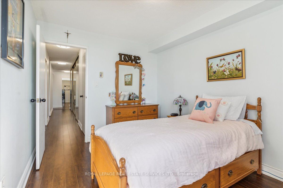 2556 Argyle Rd, unit 407 for sale - image #26