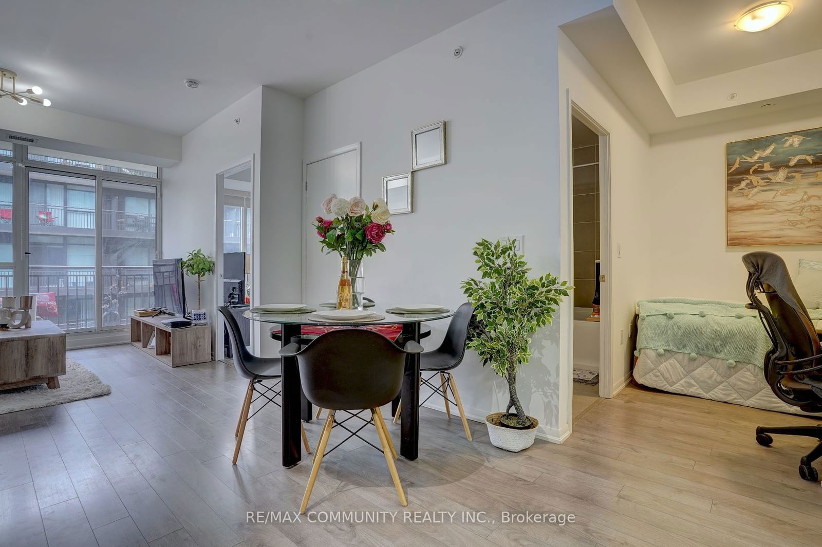 3091 Dufferin St, unit 610 for sale - image #7