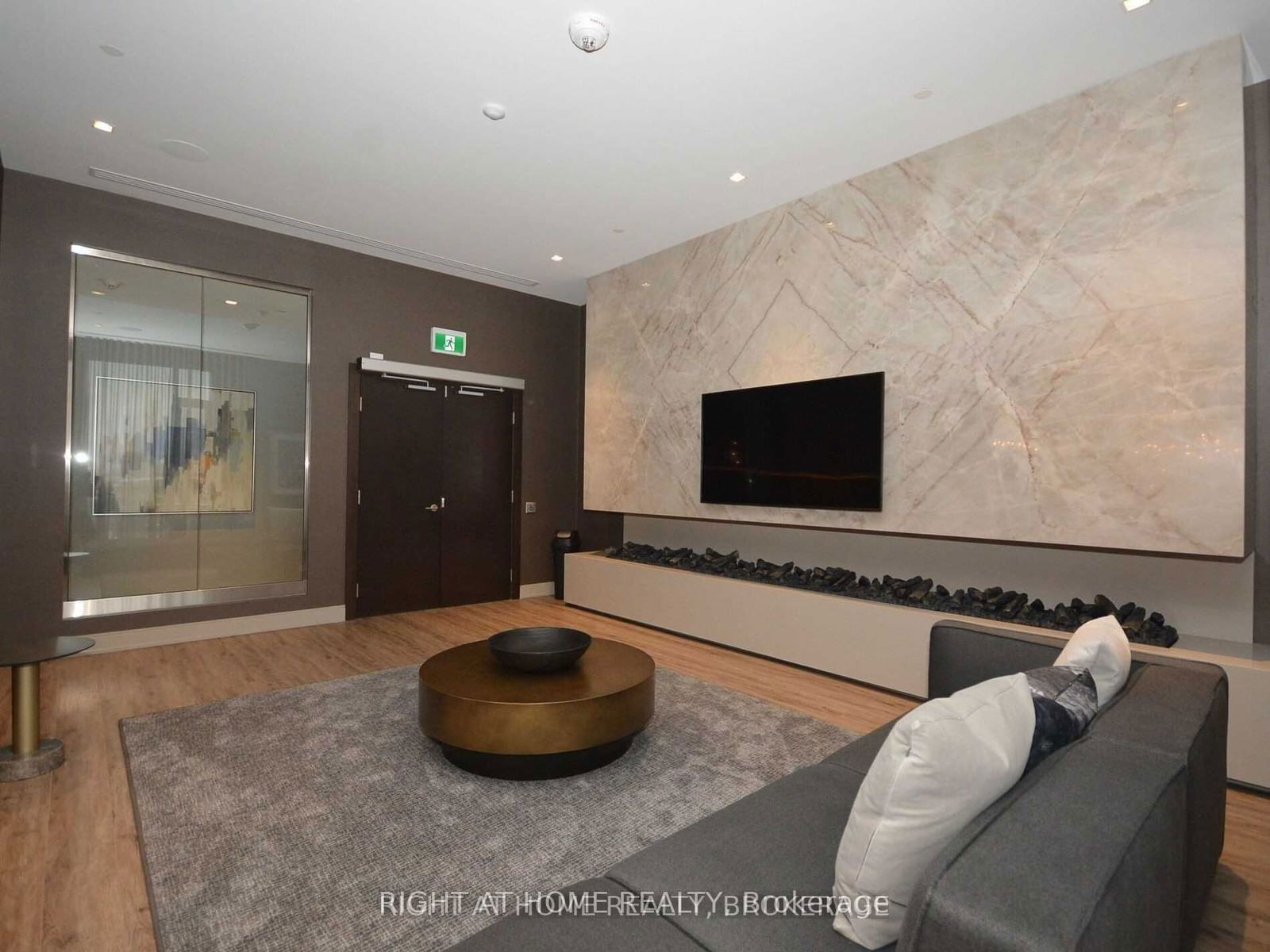 8 Nahani Way, unit 605 for rent - image #15