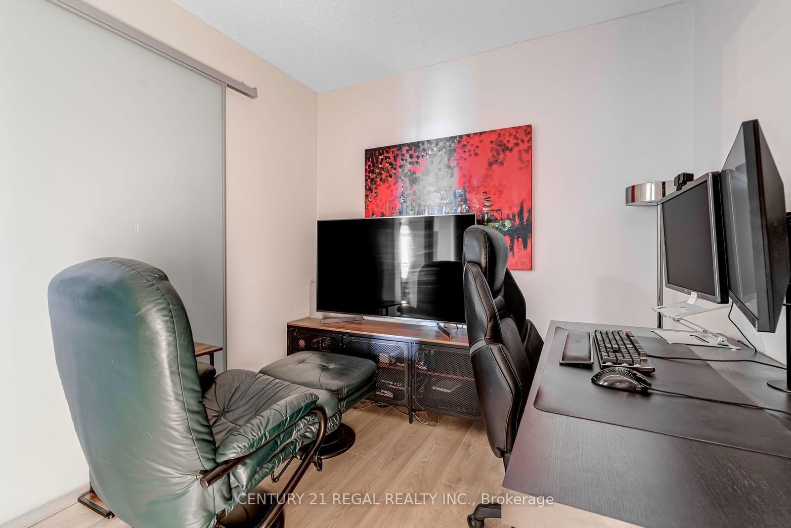 38 Joe Shuster Way, unit 1411 for rent - image #7