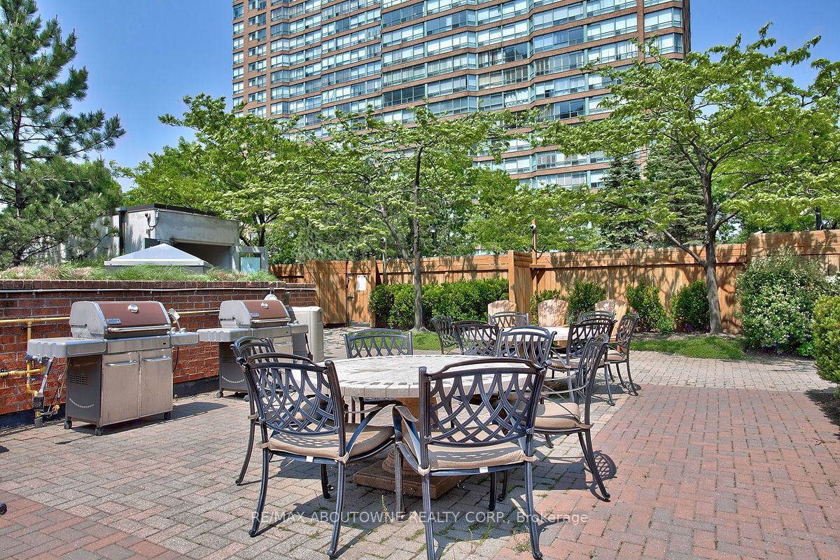 1270 Maple Crossing Blvd, unit 603 for sale - image #28