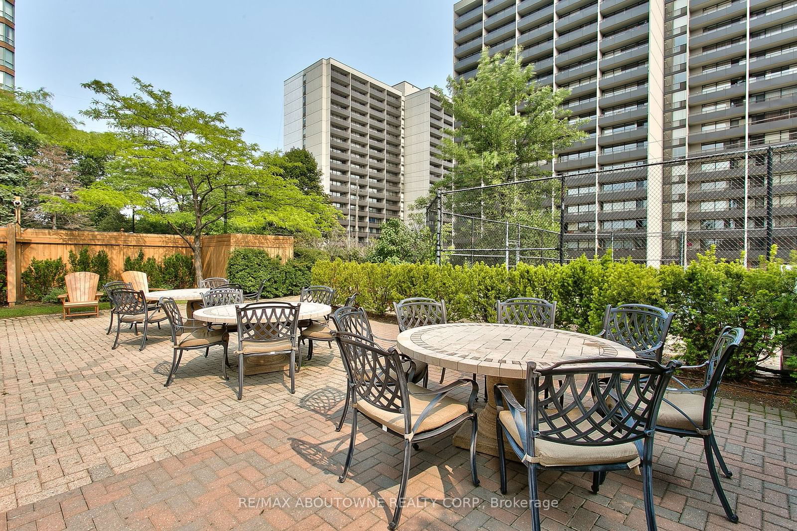 1270 Maple Crossing Blvd, unit 603 for sale - image #30