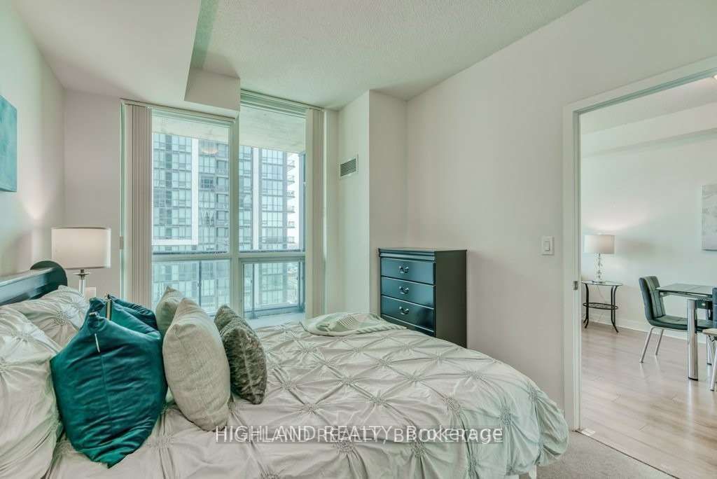 3985 Grand Park Dr, unit 1003 for rent - image #15