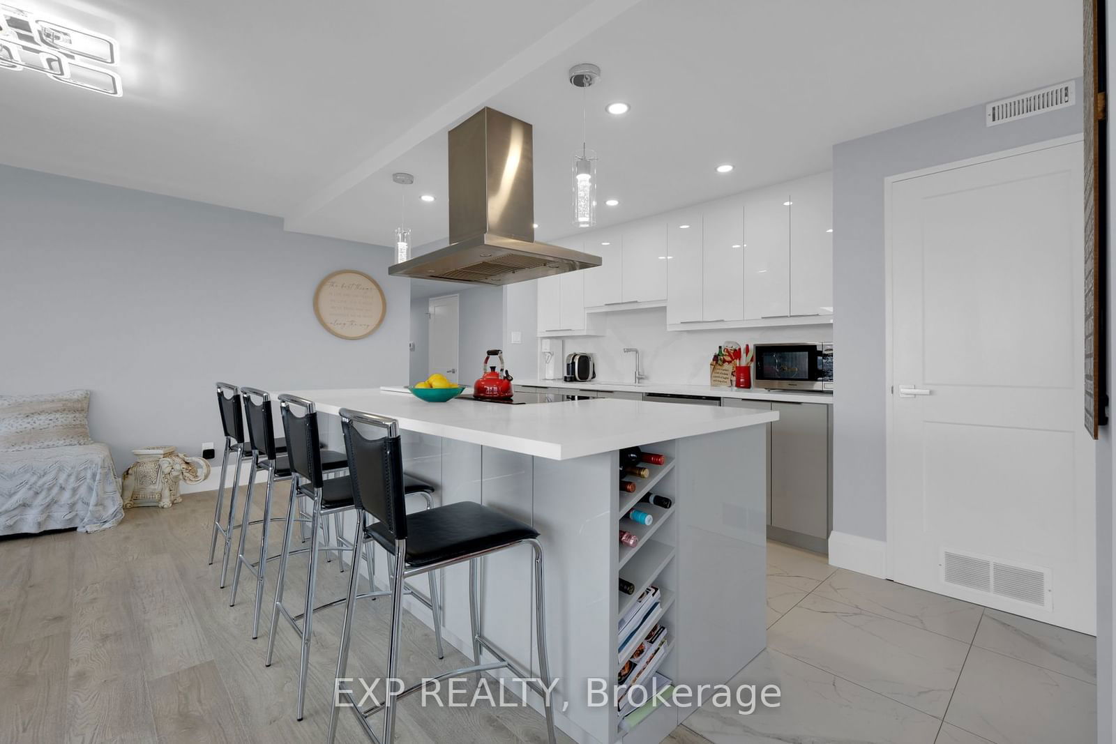 1300 Bloor St, unit 1406 for sale - image #3