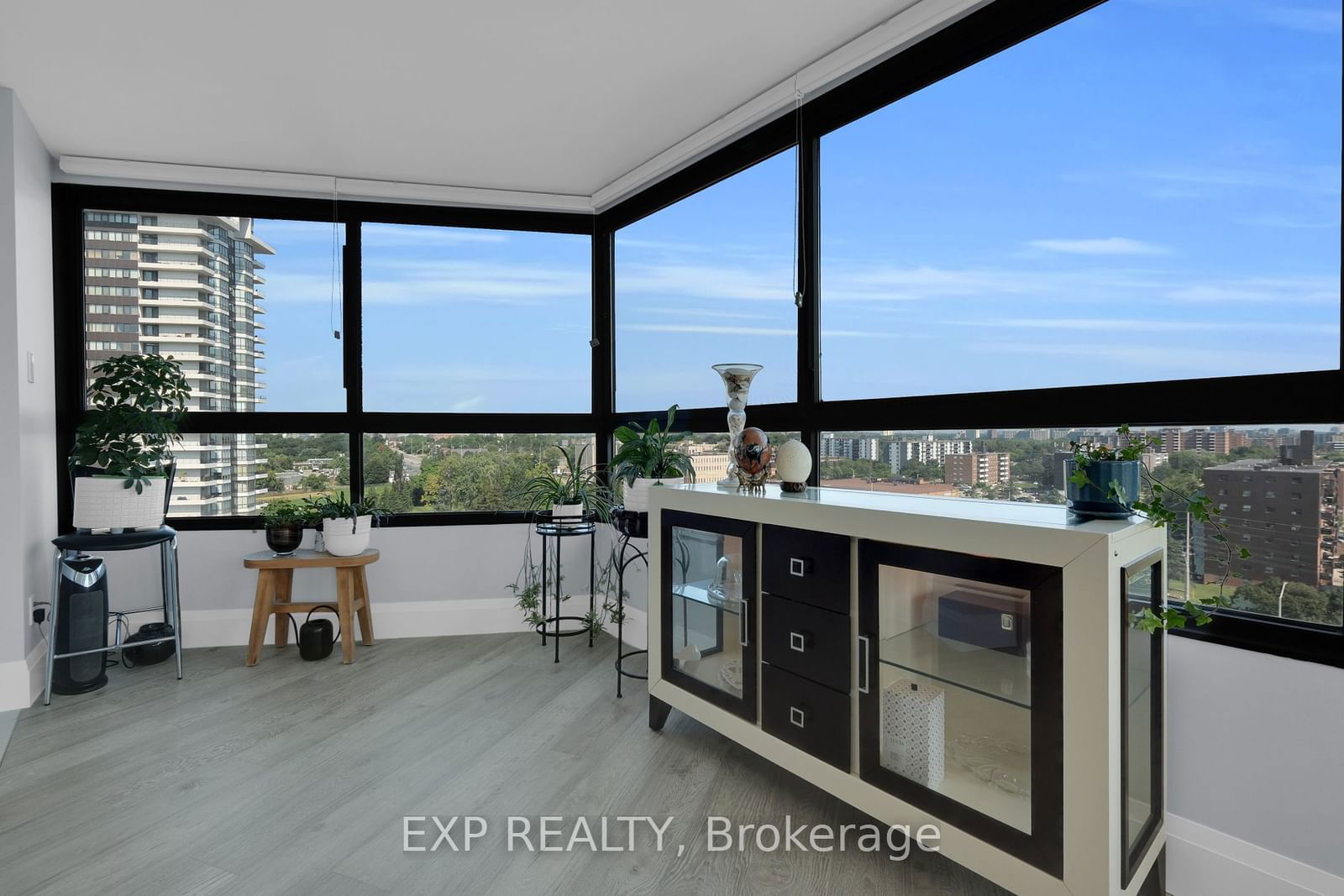 1300 Bloor St, unit 1406 for sale - image #8