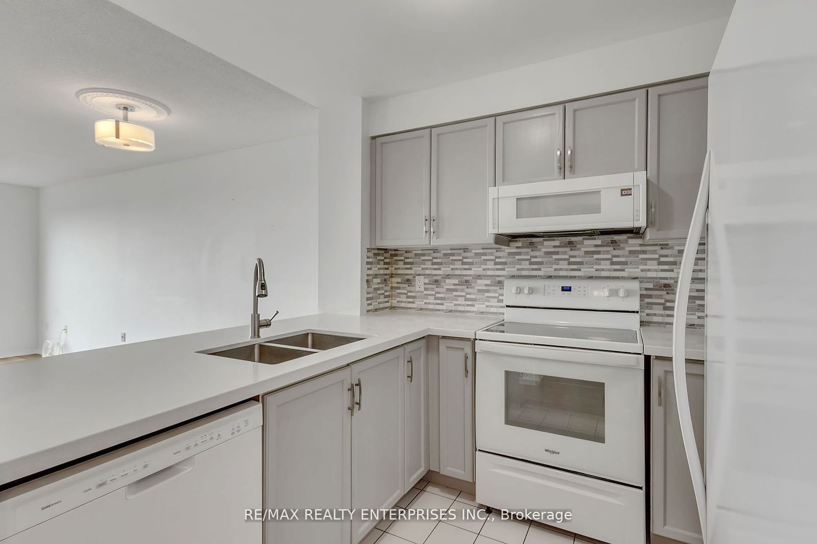 2177 Burnhamthorpe Rd W, unit 711 for sale - image #10