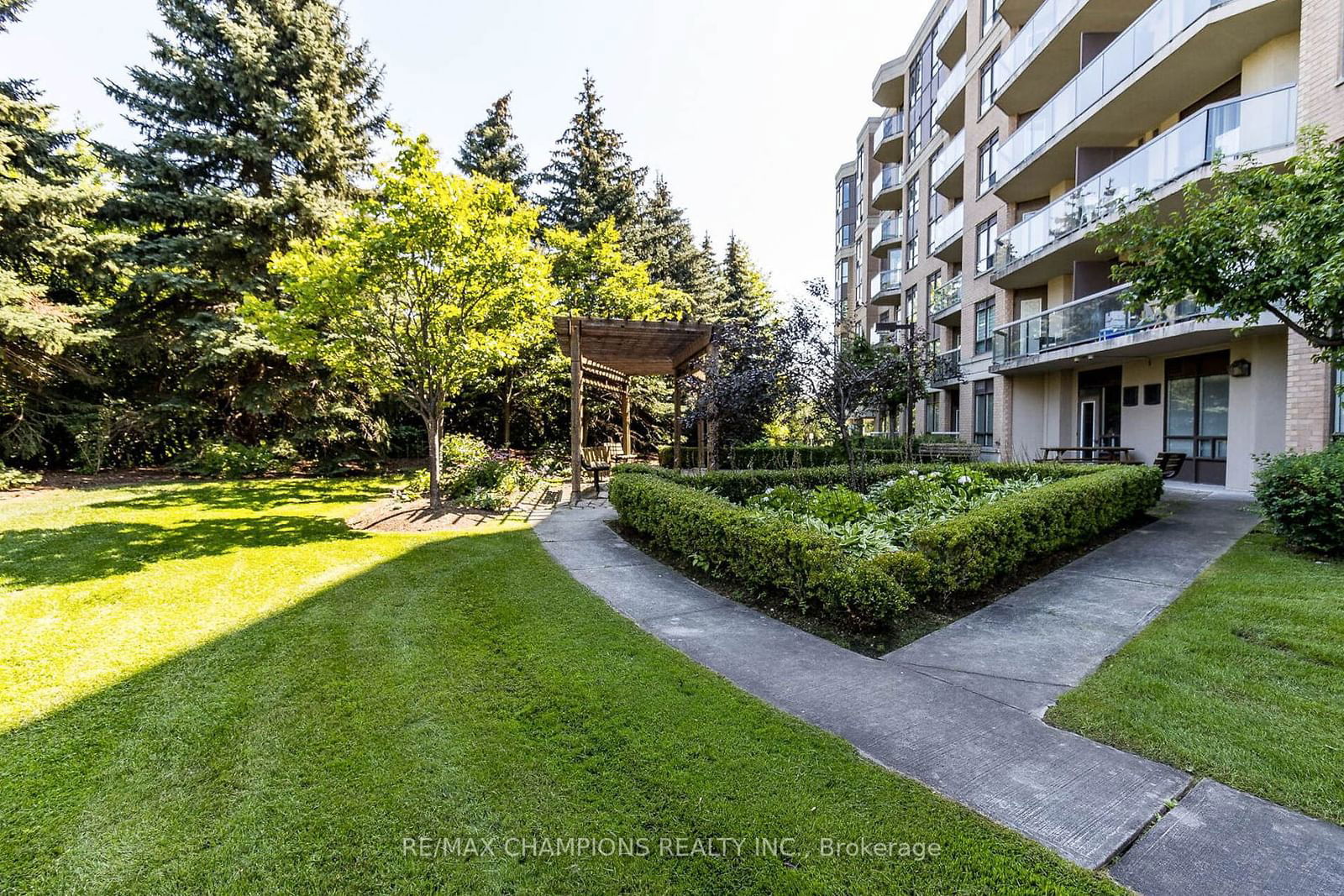 300 Ray Lawson Blvd, unit 216 for sale - image #4