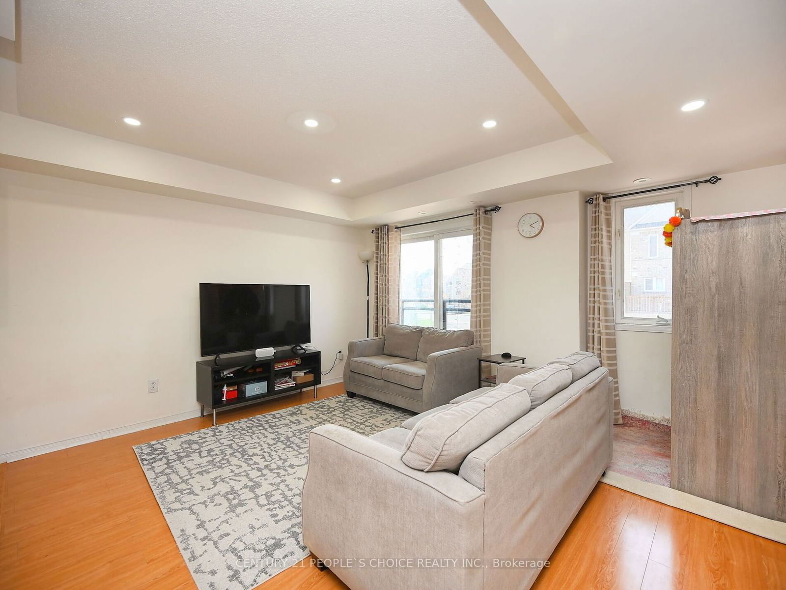 4975 Southampton Dr, unit 309 for sale - image #7