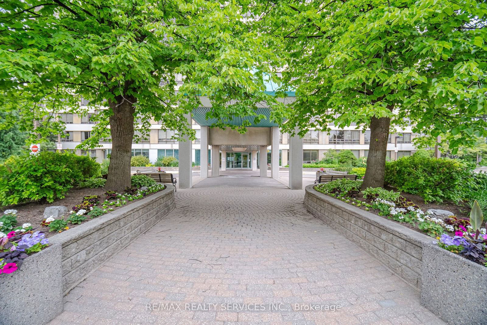 310 Mill St S, unit 1206 for sale