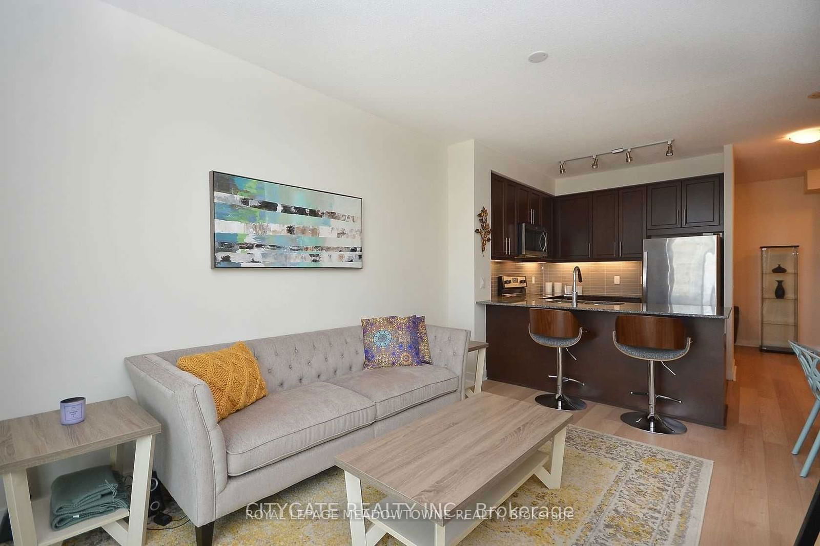 3975 Grand Park Dr E, unit 1110 for rent - image #10