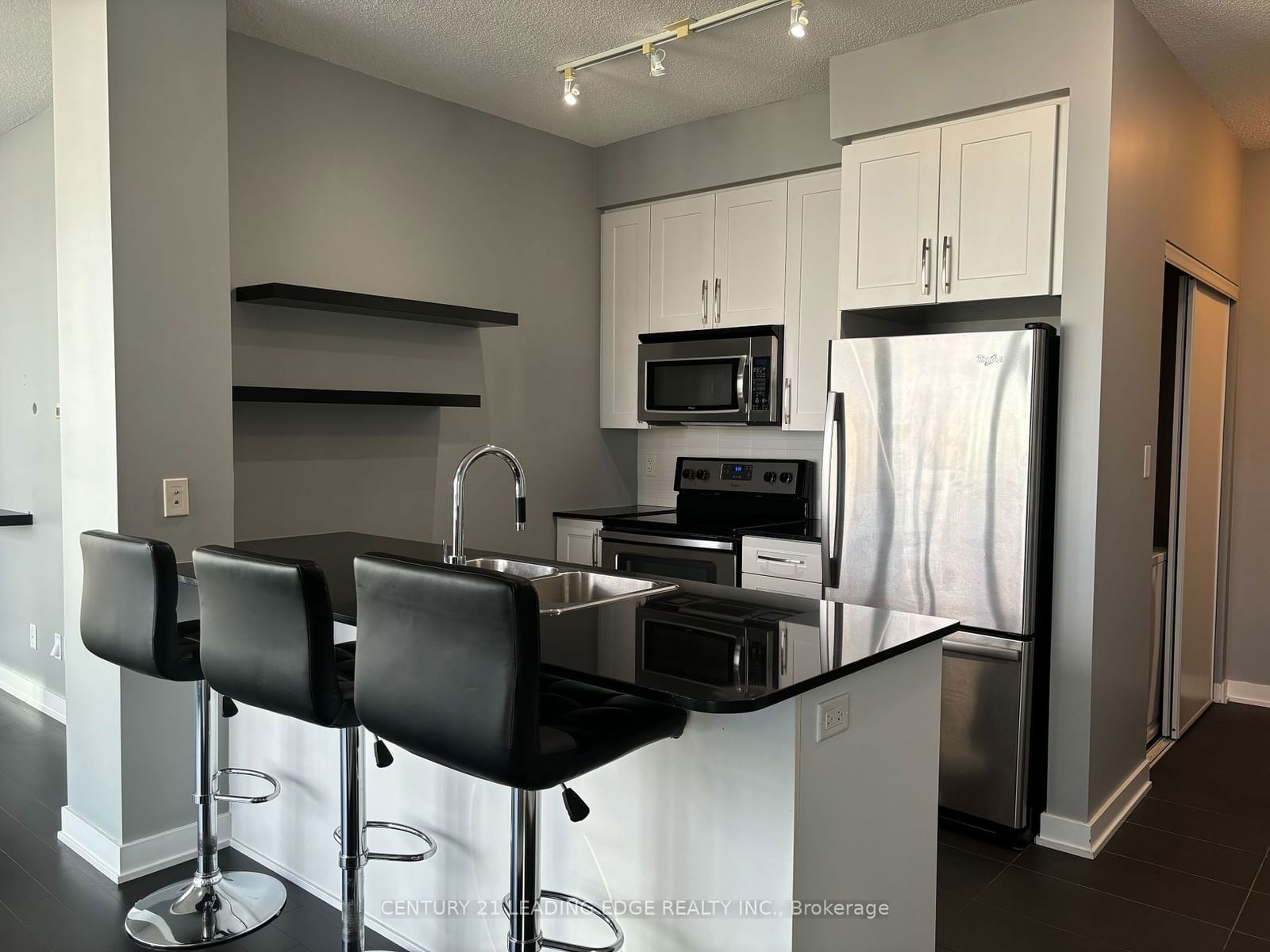 4065 Brickstone Mews, unit 2902 for rent - image #5