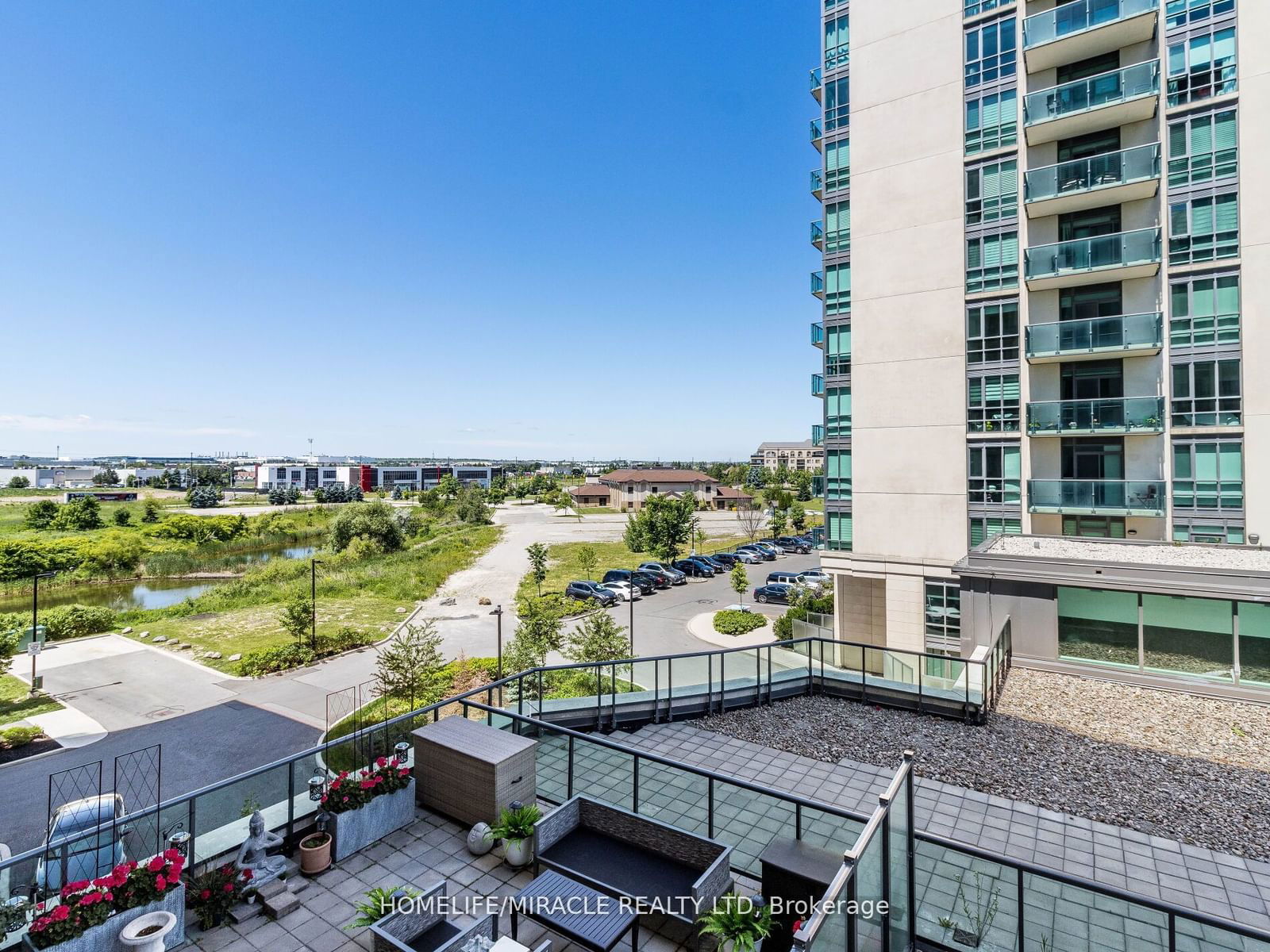 65 Yorkland Blvd, unit 308 for sale