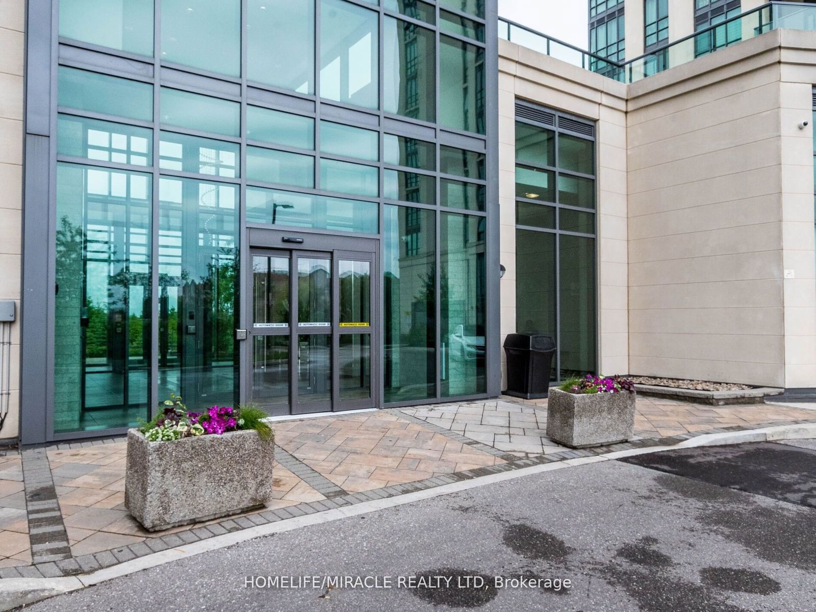 65 Yorkland Blvd, unit 308 for sale