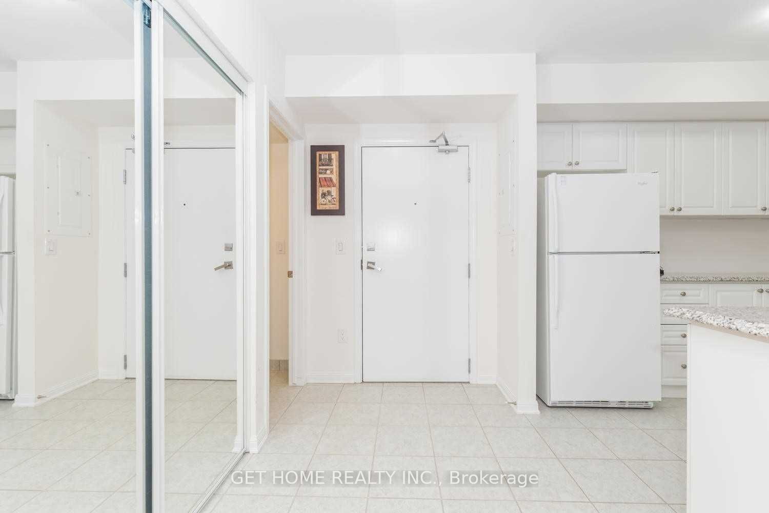 60 Baycliffe Cres, unit 307 for sale - image #13