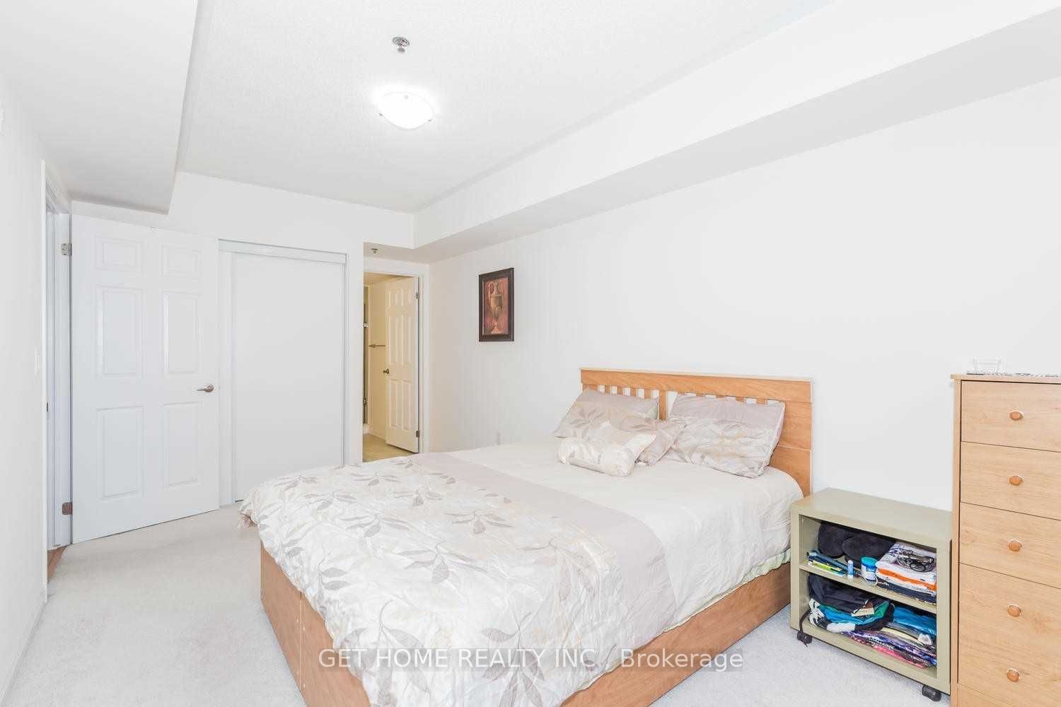 60 Baycliffe Cres, unit 307 for sale - image #17