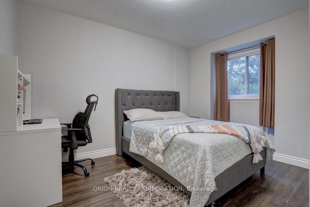 2700 Battleford Rd, unit 40 for sale - image #20