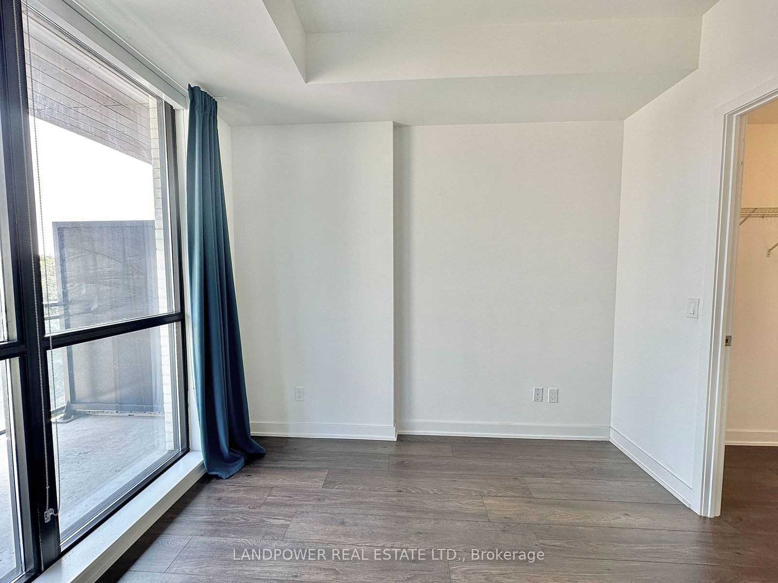 1990 Bloor St W, unit 806 for sale - image #18