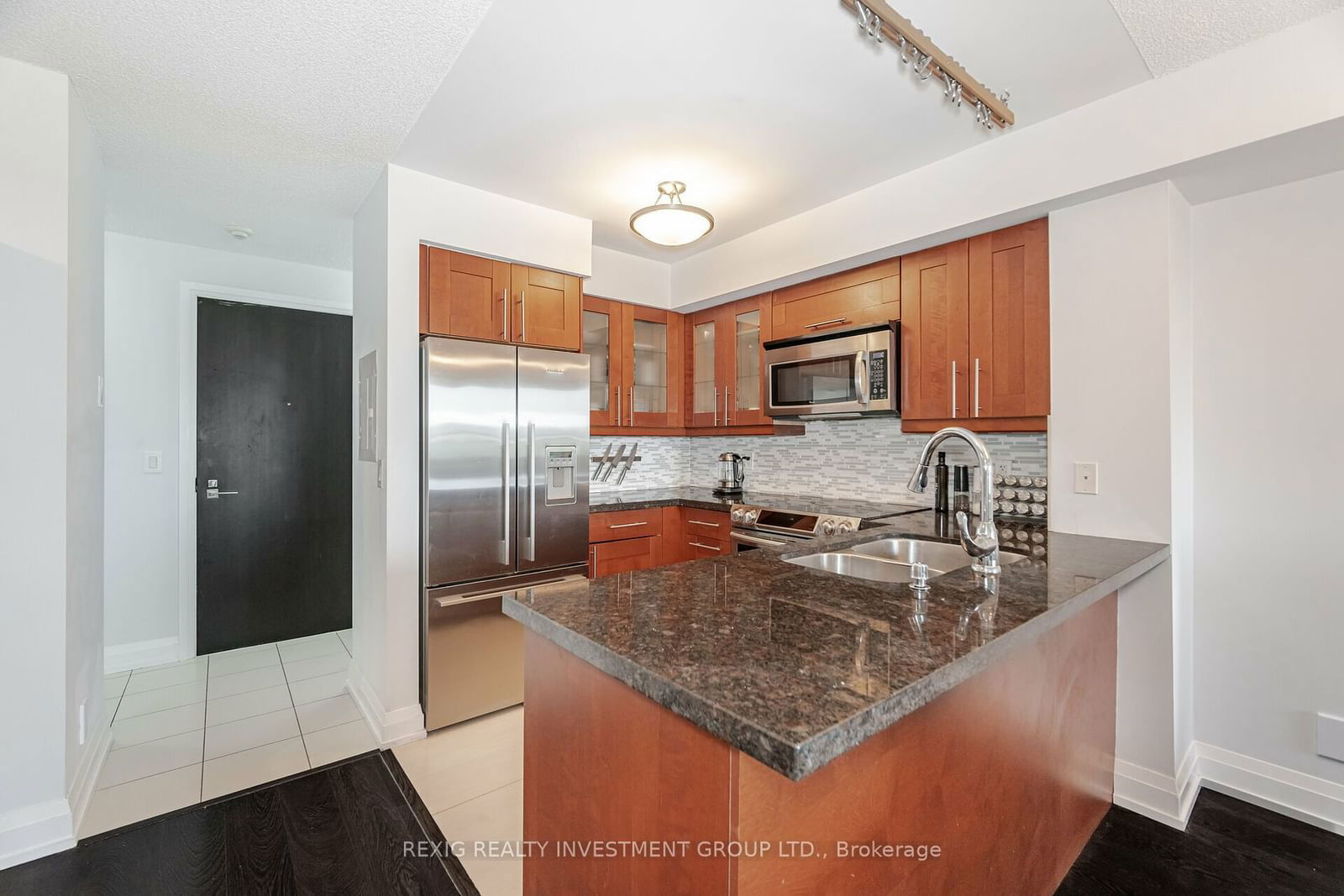 1070 Sheppard Ave W, unit 708 for sale