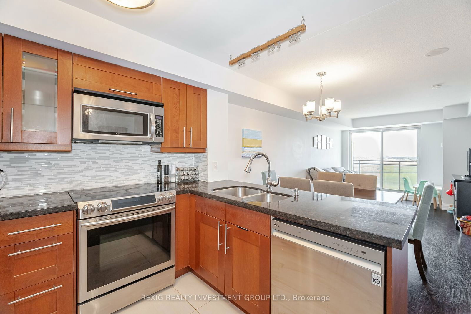 1070 Sheppard Ave W, unit 708 for sale - image #13