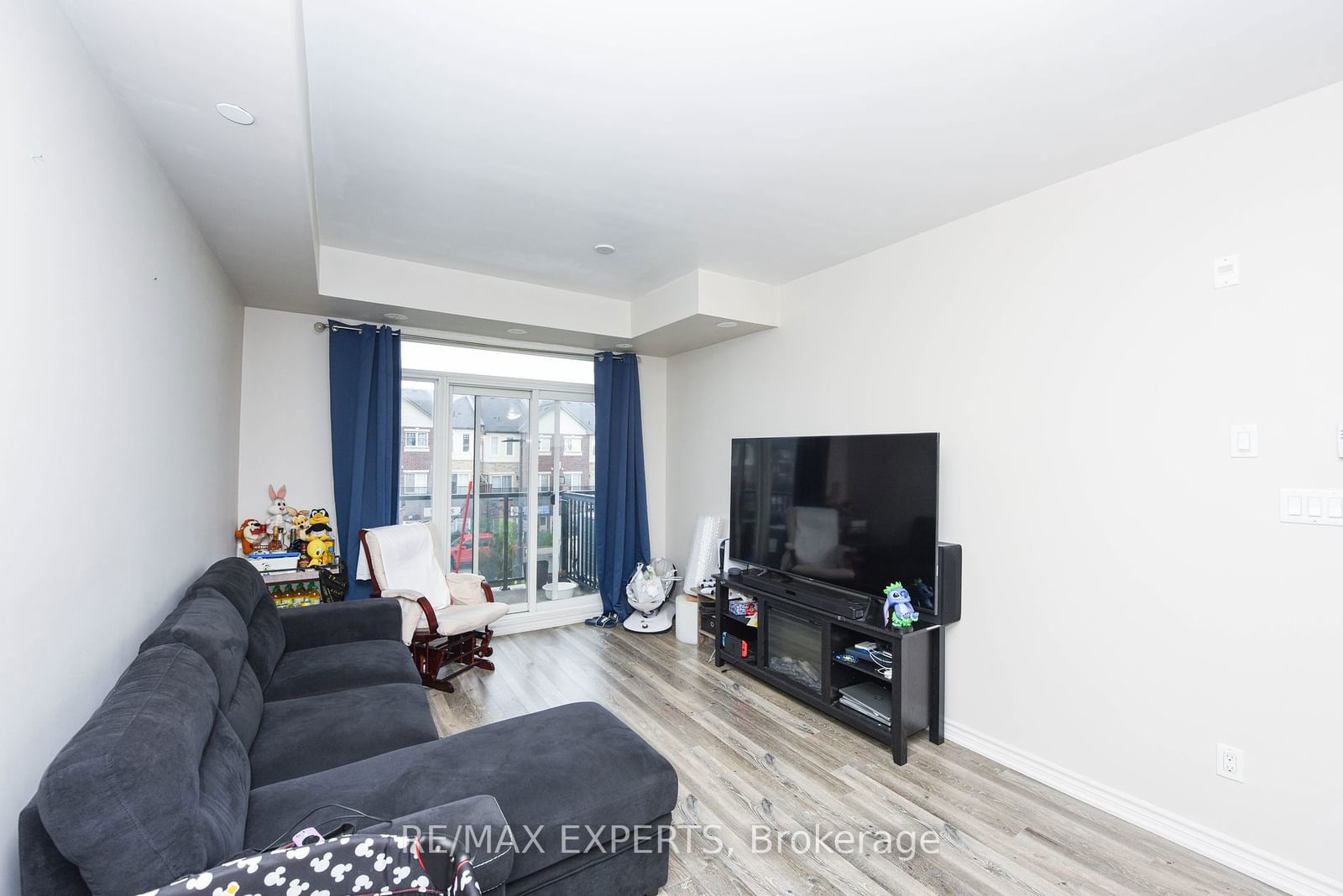 50 Sky Harbour Dr, unit 203 for sale - image #17