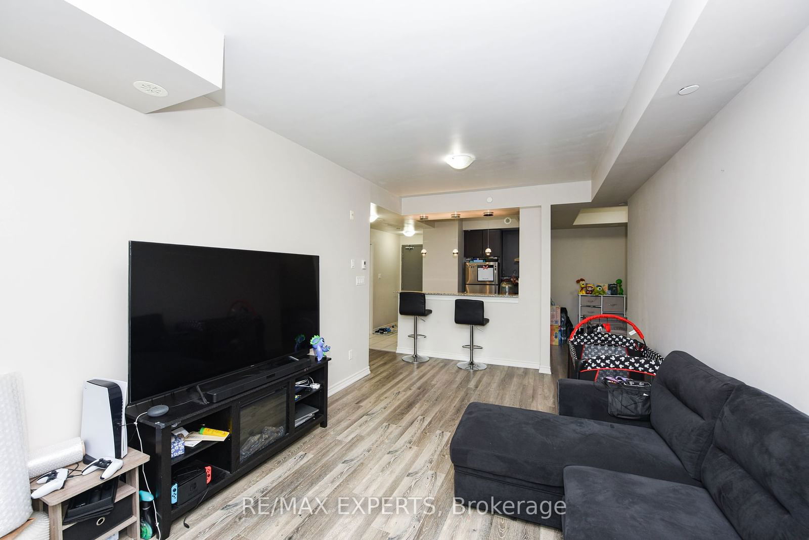 50 Sky Harbour Dr, unit 203 for sale - image #19