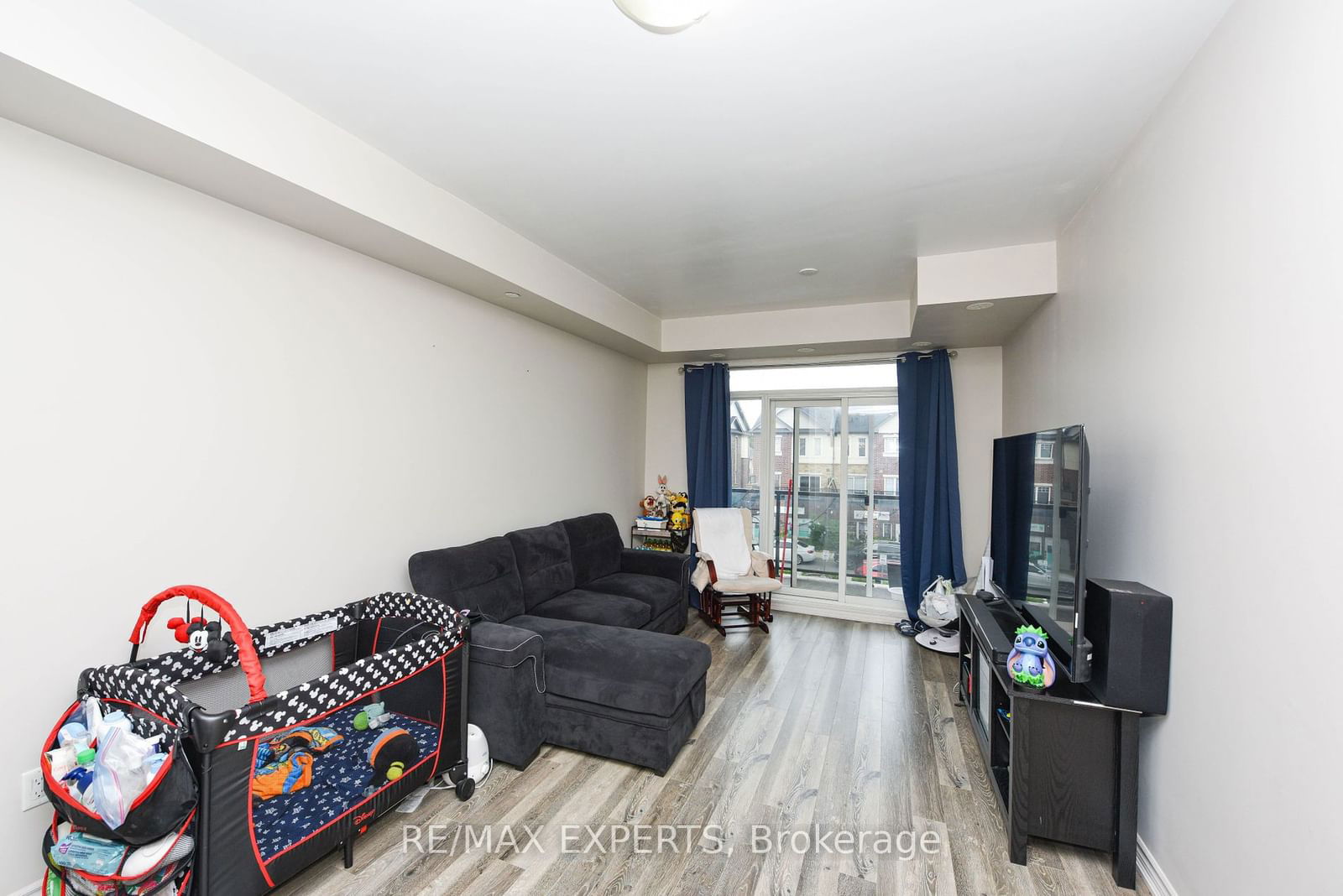 50 Sky Harbour Dr, unit 203 for sale