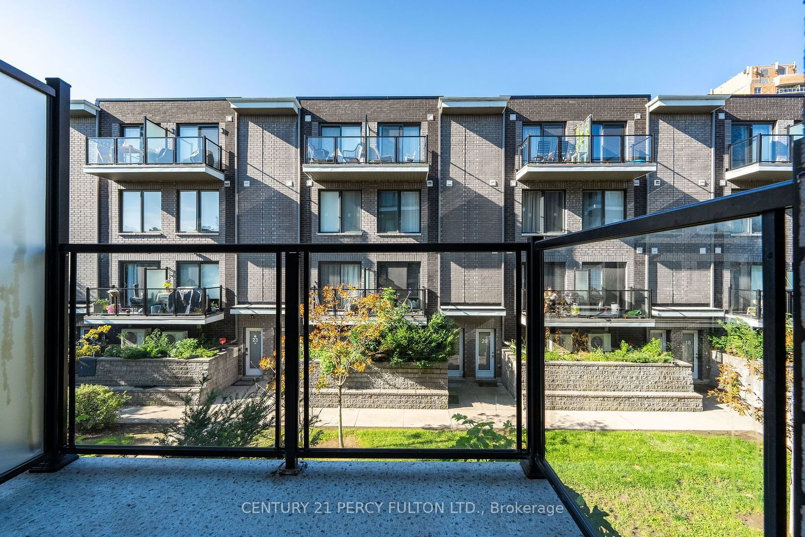 2063 WESTON Rd, unit 12 for sale