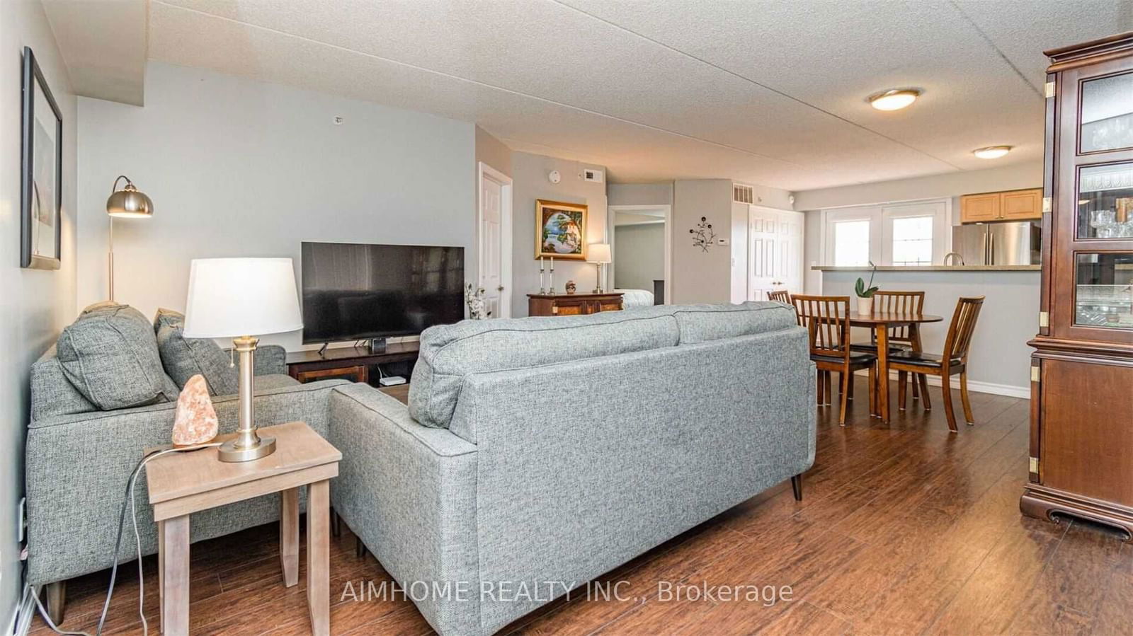 1450 Bishops Gate, unit 310 for rent - image #10