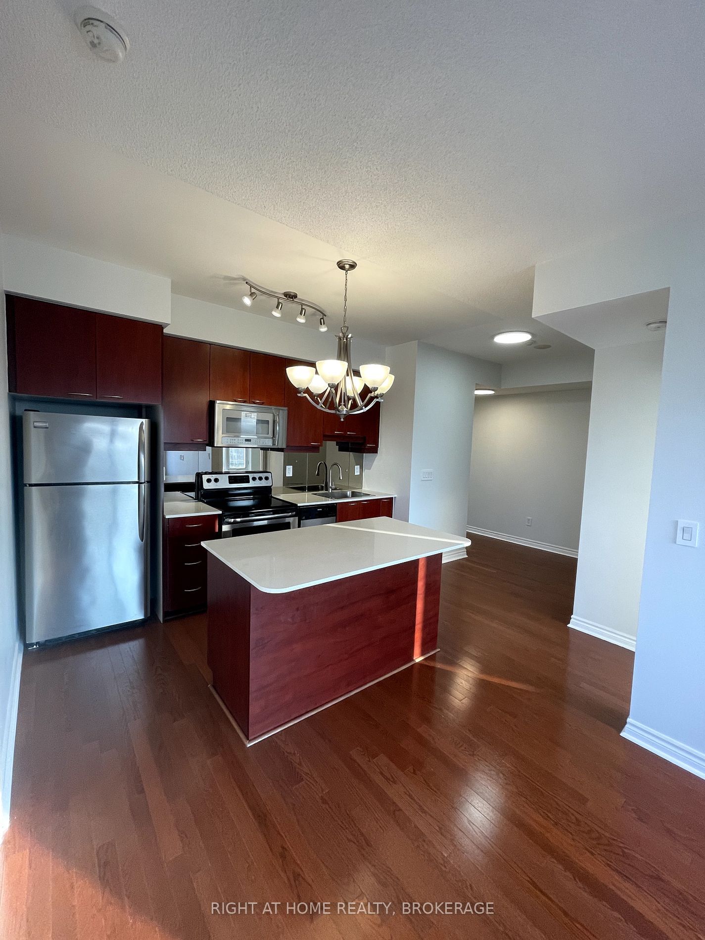 385 Prince Of Wales Dr, unit 3202 for rent - image #2