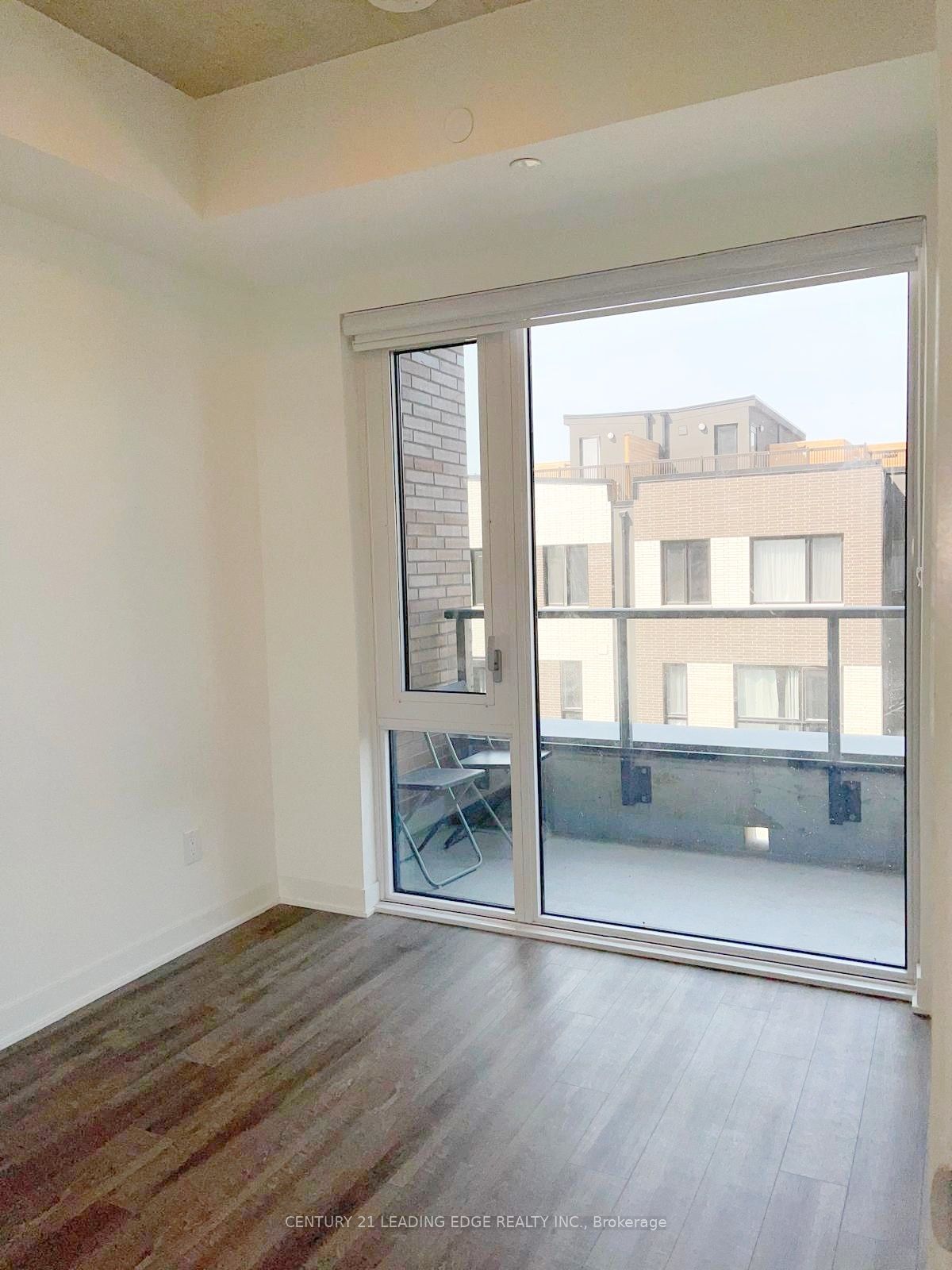 1808 St Clair Ave, unit 320 for rent