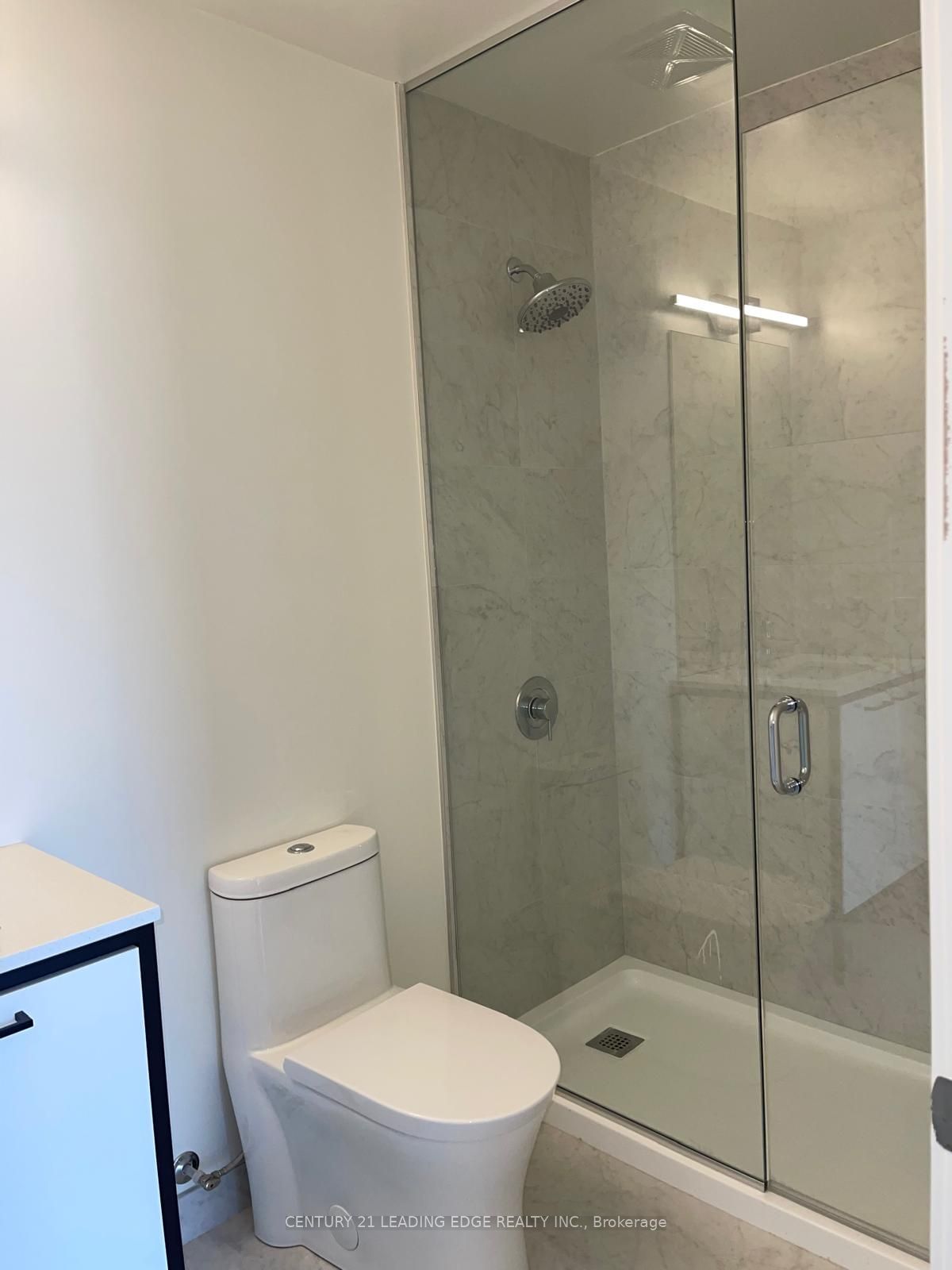 1808 St Clair Ave, unit 320 for rent