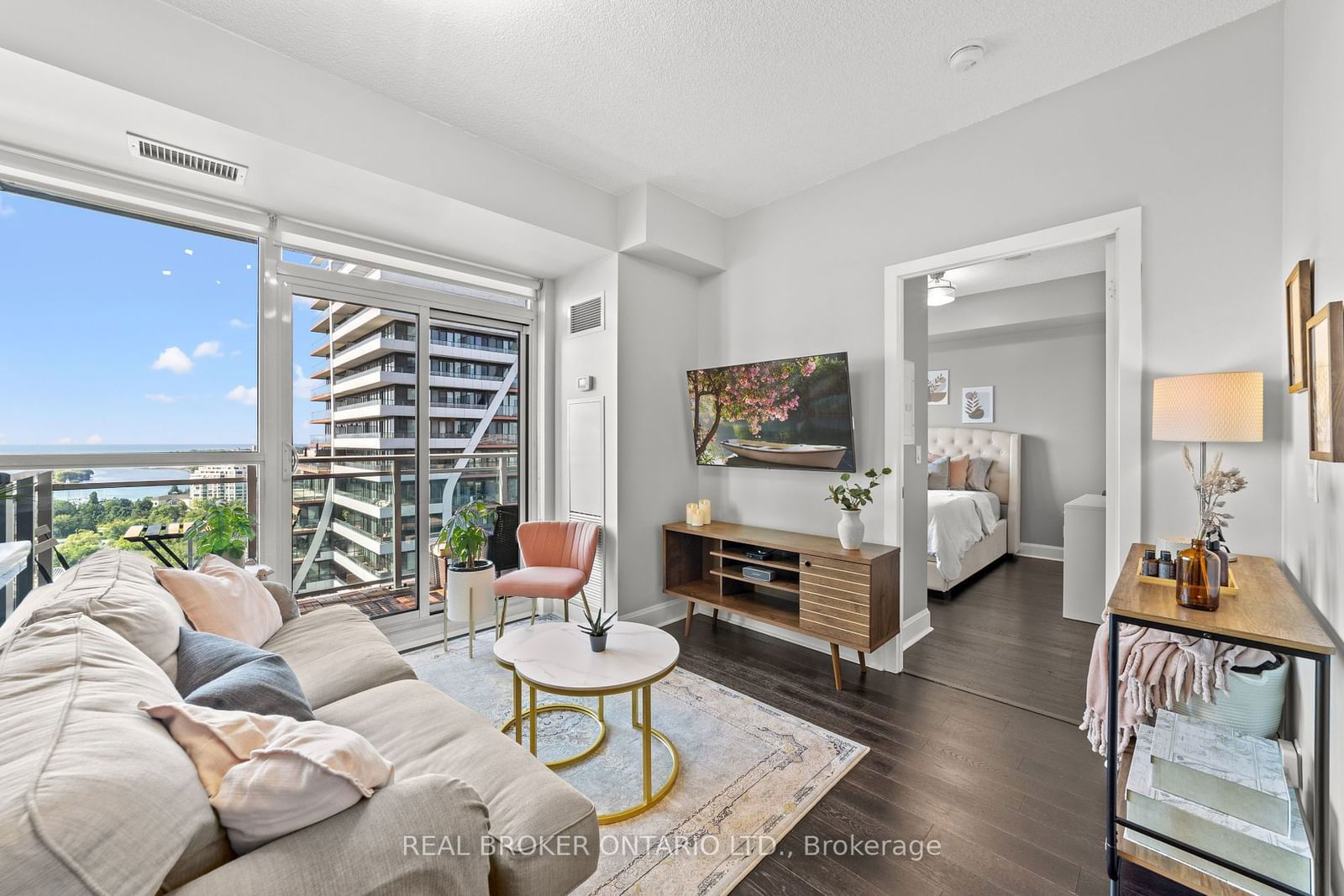 33 Shore Breeze Dr, unit 1611 for sale - image #14