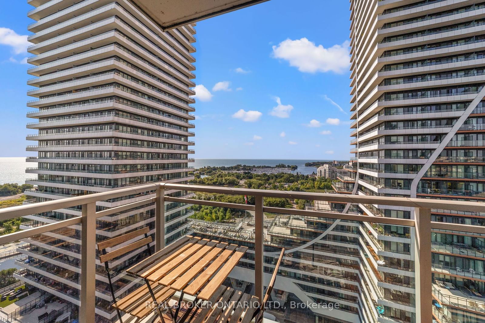 33 Shore Breeze Dr, unit 1611 for sale