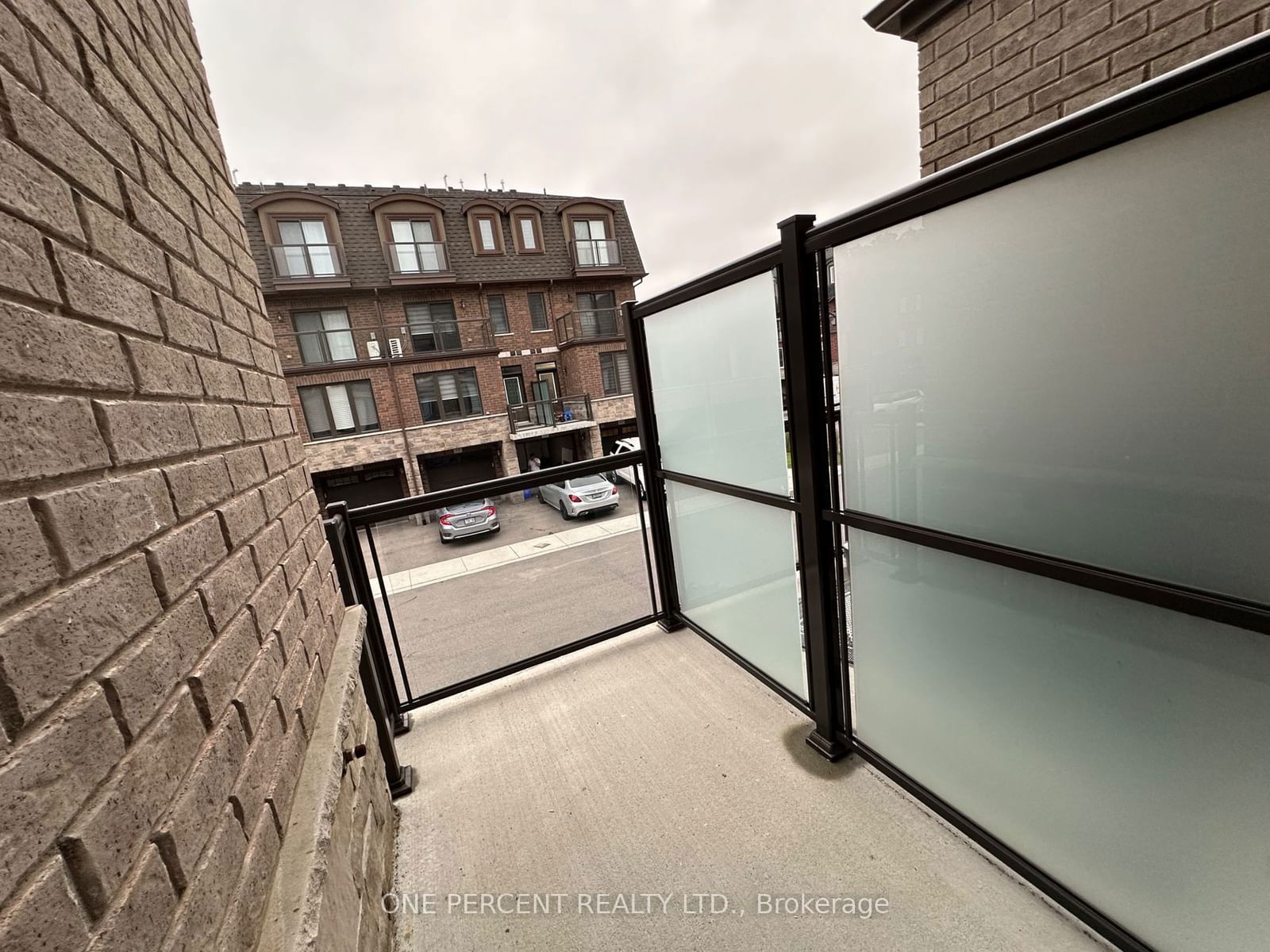 445 Ontario St S, unit 85 for sale - image #17