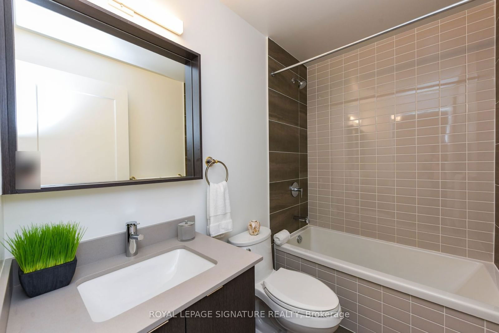 4675 Metcalfe Ave, unit PH2203 for sale - image #19