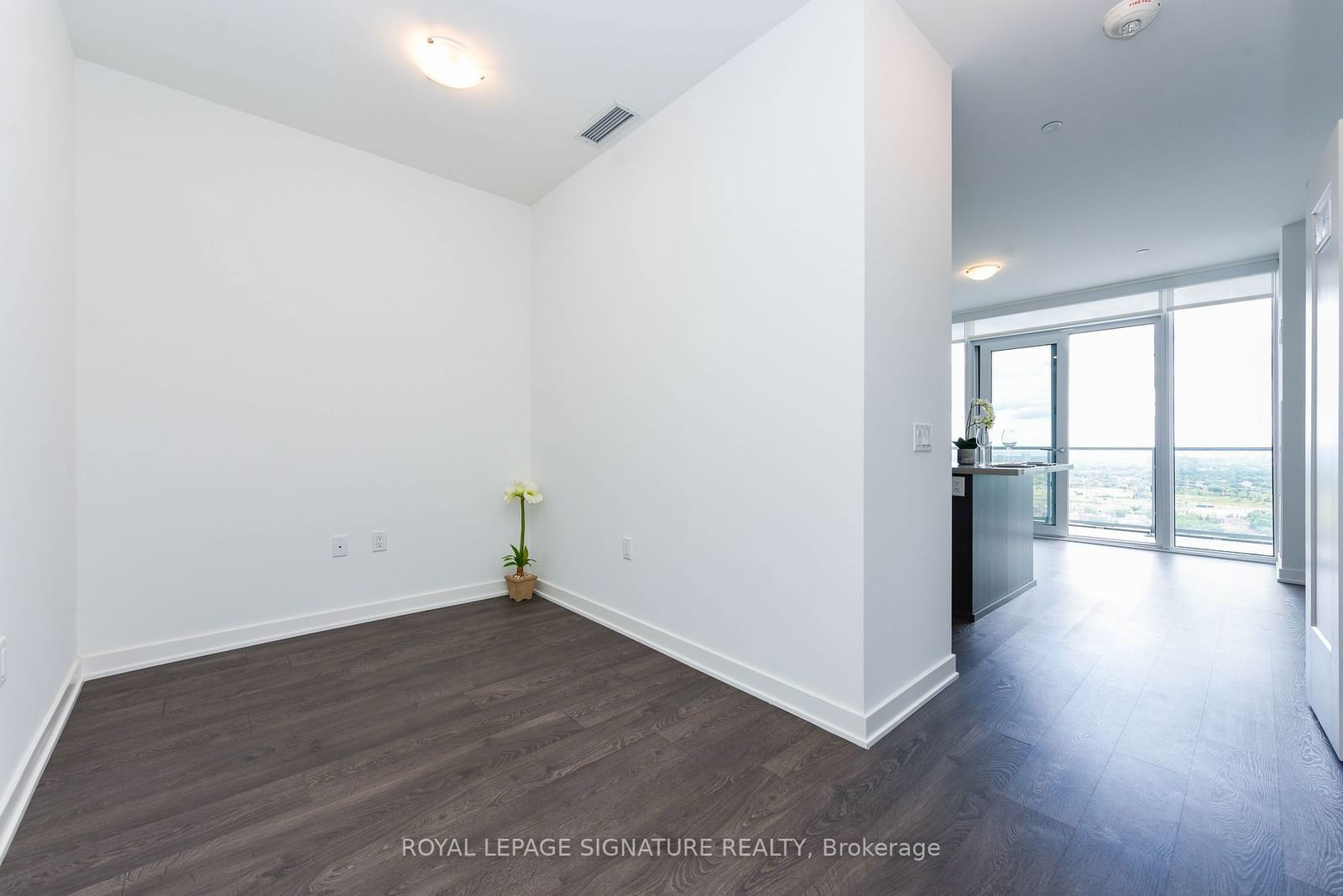 4675 Metcalfe Ave, unit PH2203 for sale - image #9