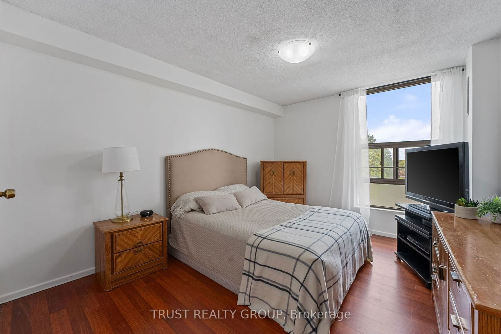 15 Kensington Rd, unit 403 for sale - image #14