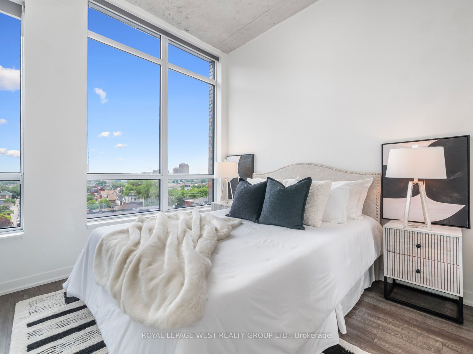 1808 St Clair Ave W, unit 713 for sale