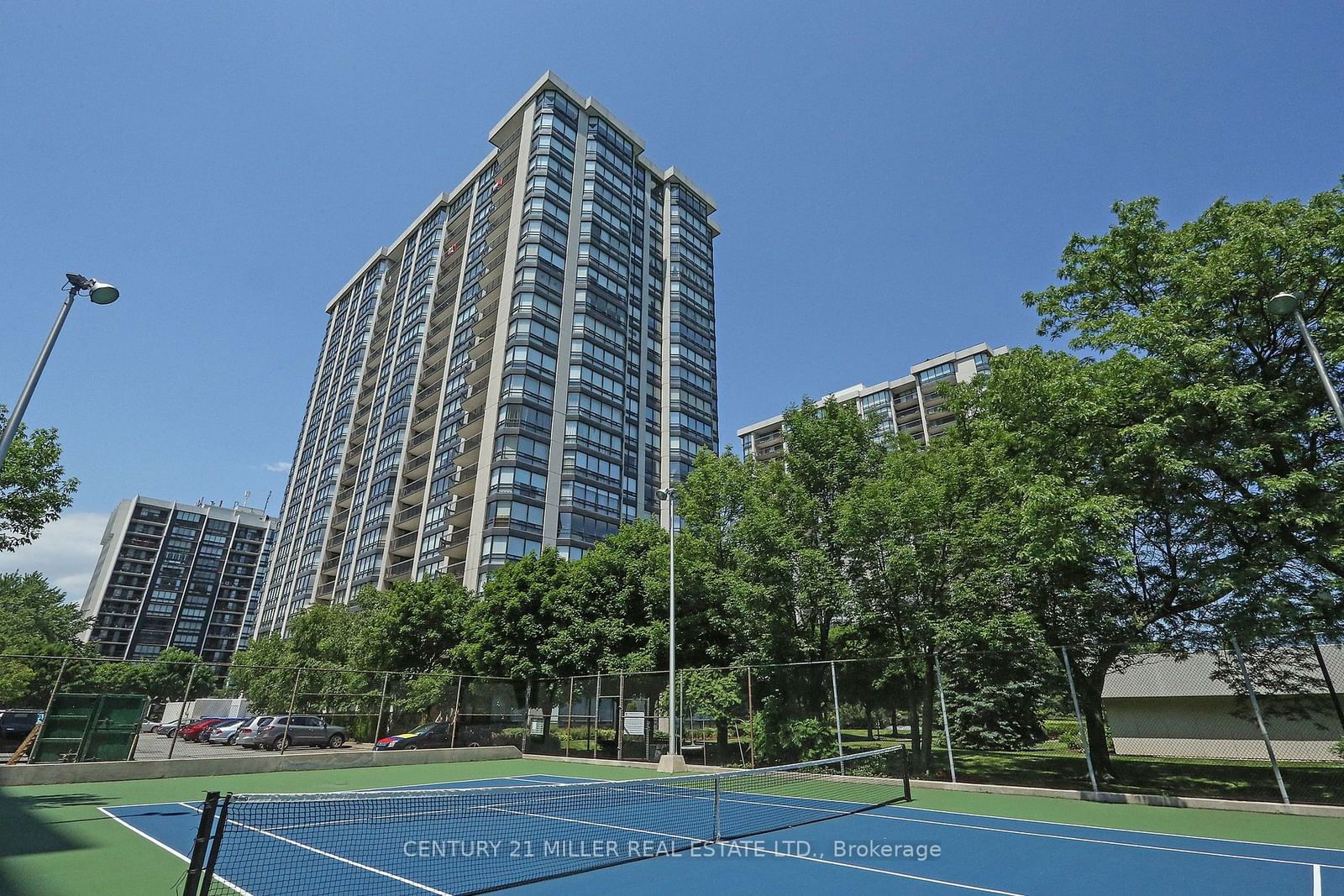 Ennisclare II On The Lake Condos, Oakville, Toronto