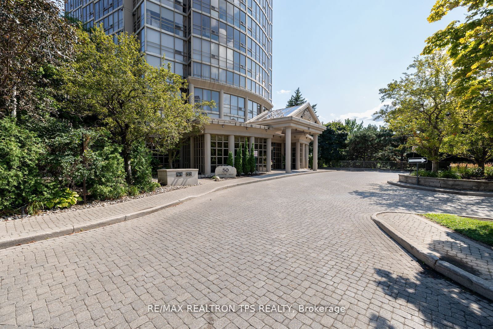 50 Eglinton Ave W, unit 1707 for sale - image #33