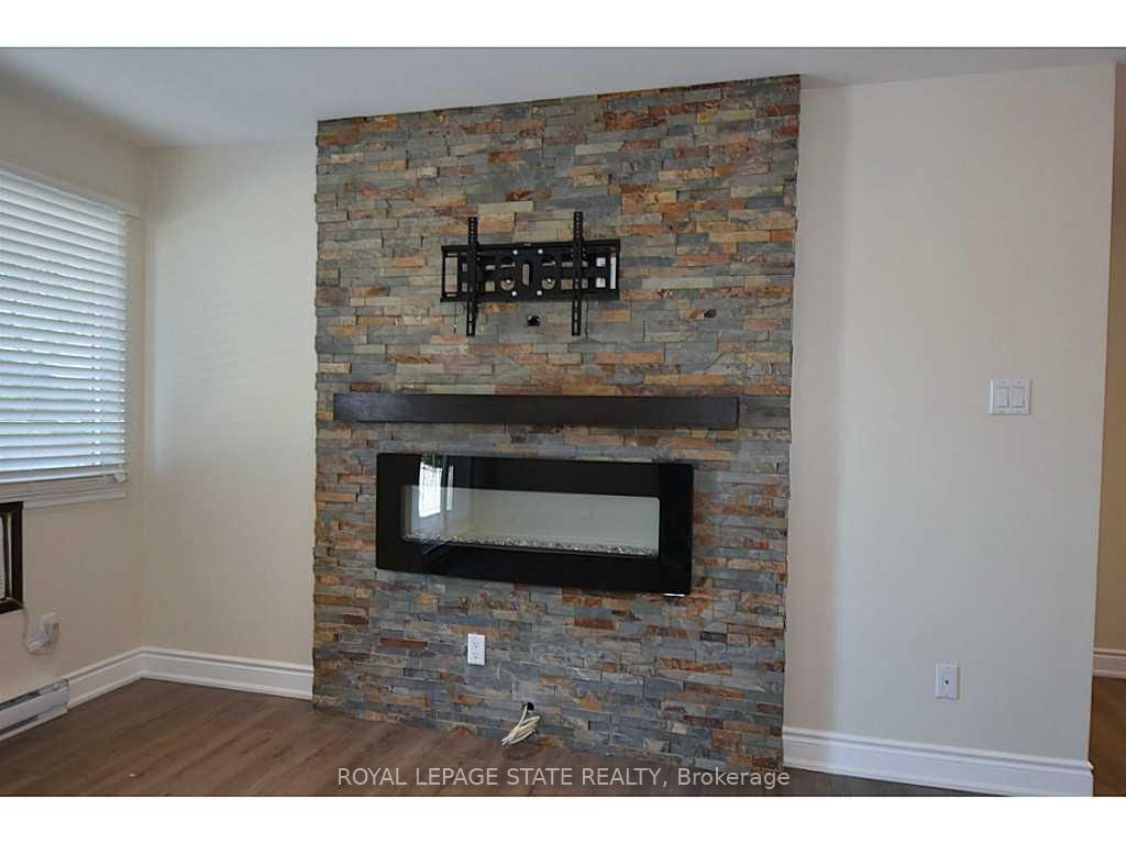 1450 Glen Abbey Gate, unit 821 for rent - image #15