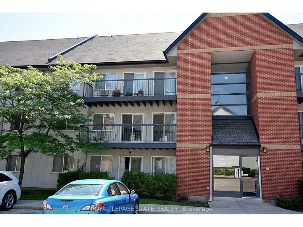 1450 Glen Abbey Gate, unit 821 for rent - image #2