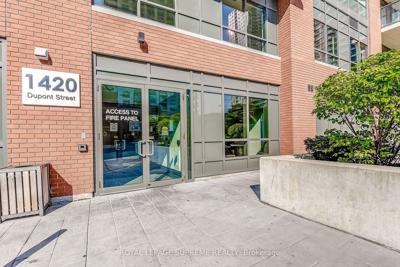 1420 Dupont St, unit 1011 for sale - image #23