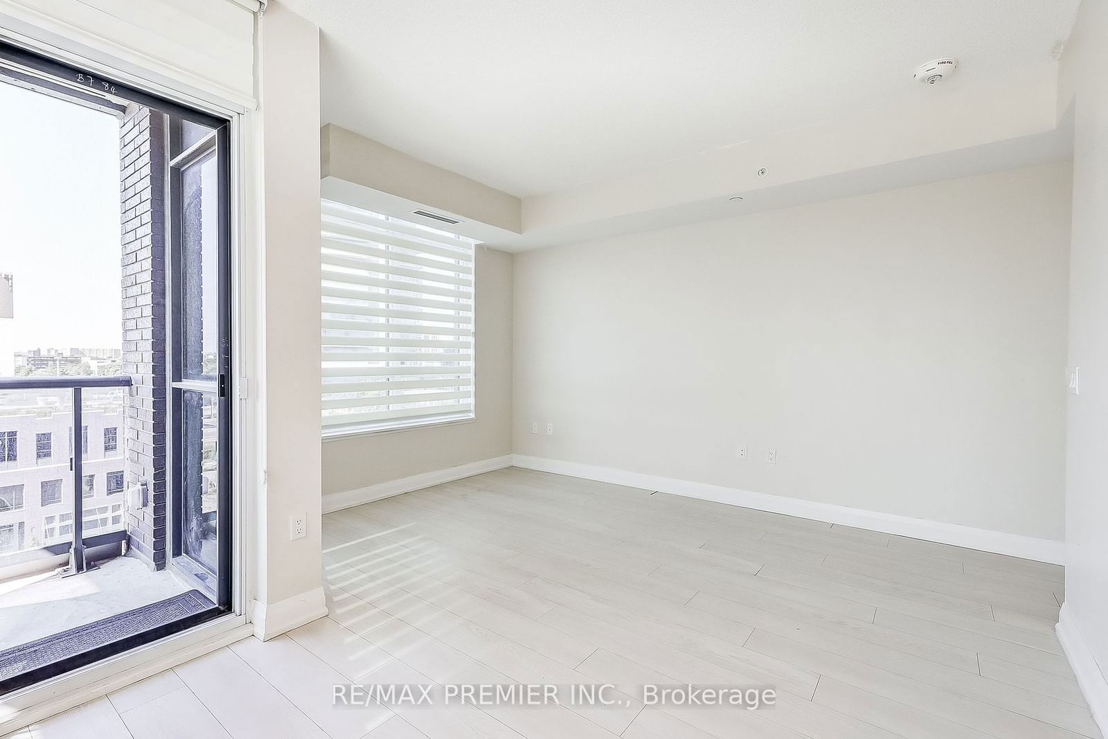 26 Gibbs Rd, unit 744 for sale - image #23