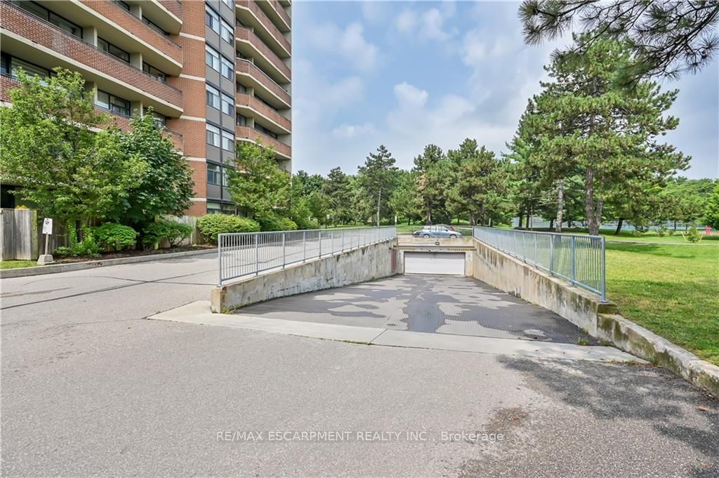 2301 Derry Rd W, unit 1005 for sale - image #39