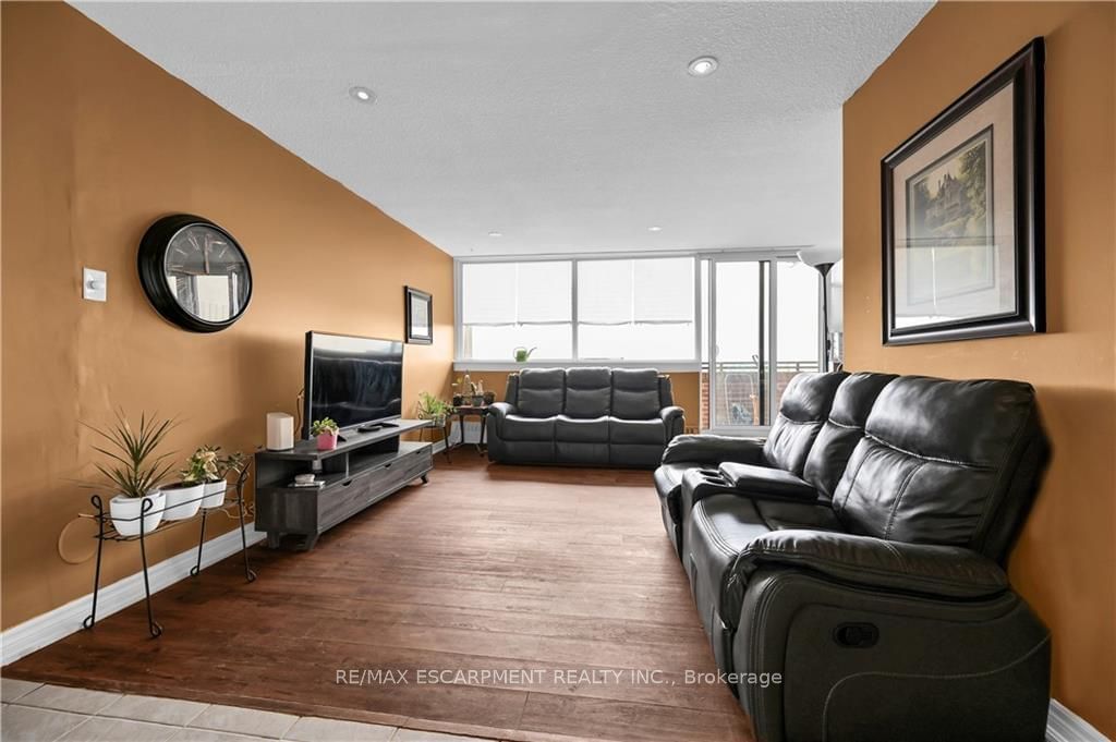 2301 Derry Rd W, unit 1005 for sale - image #7